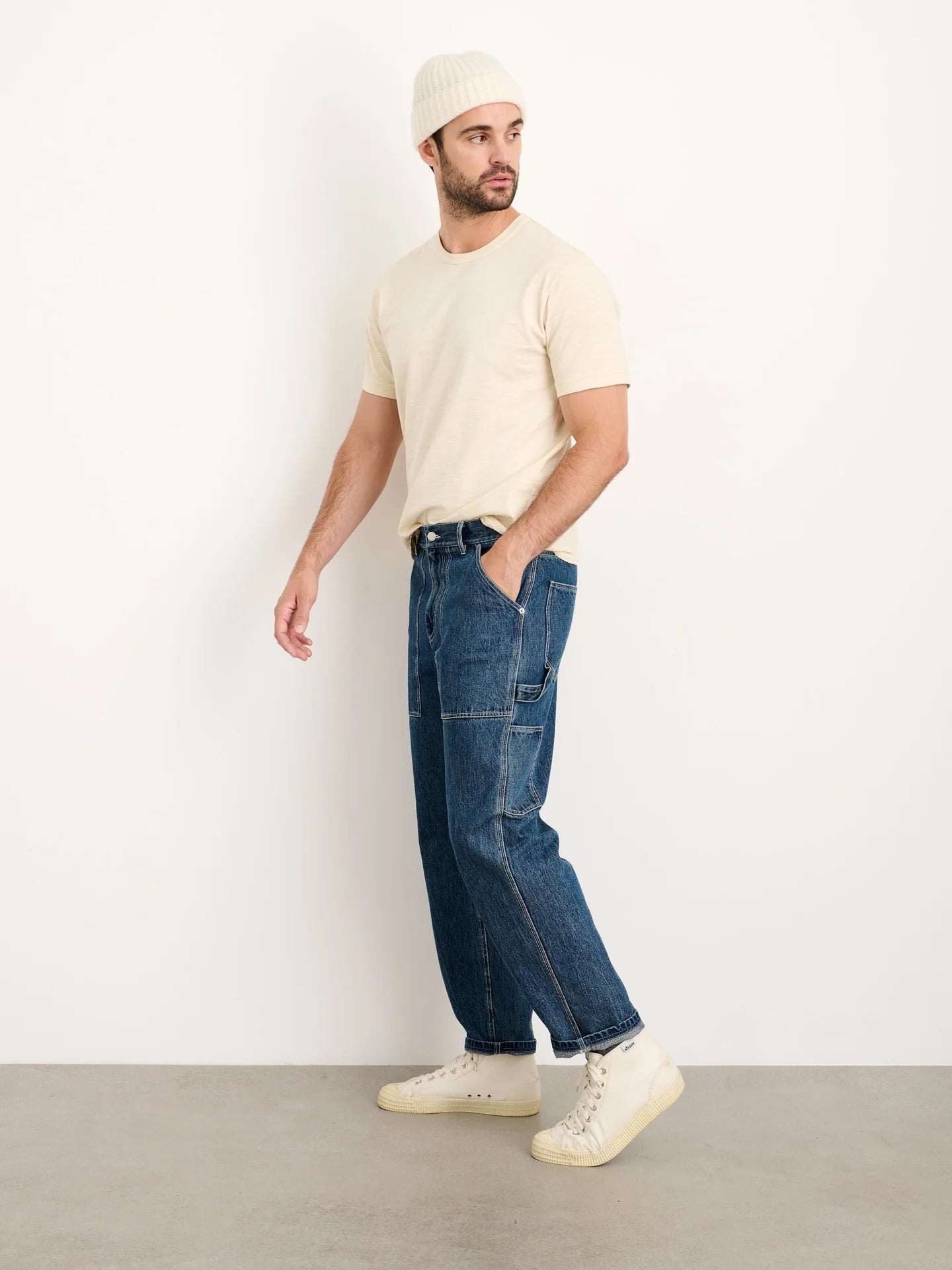 Alex Mill Standard T Shirt in Slub Cotton Almond Milk