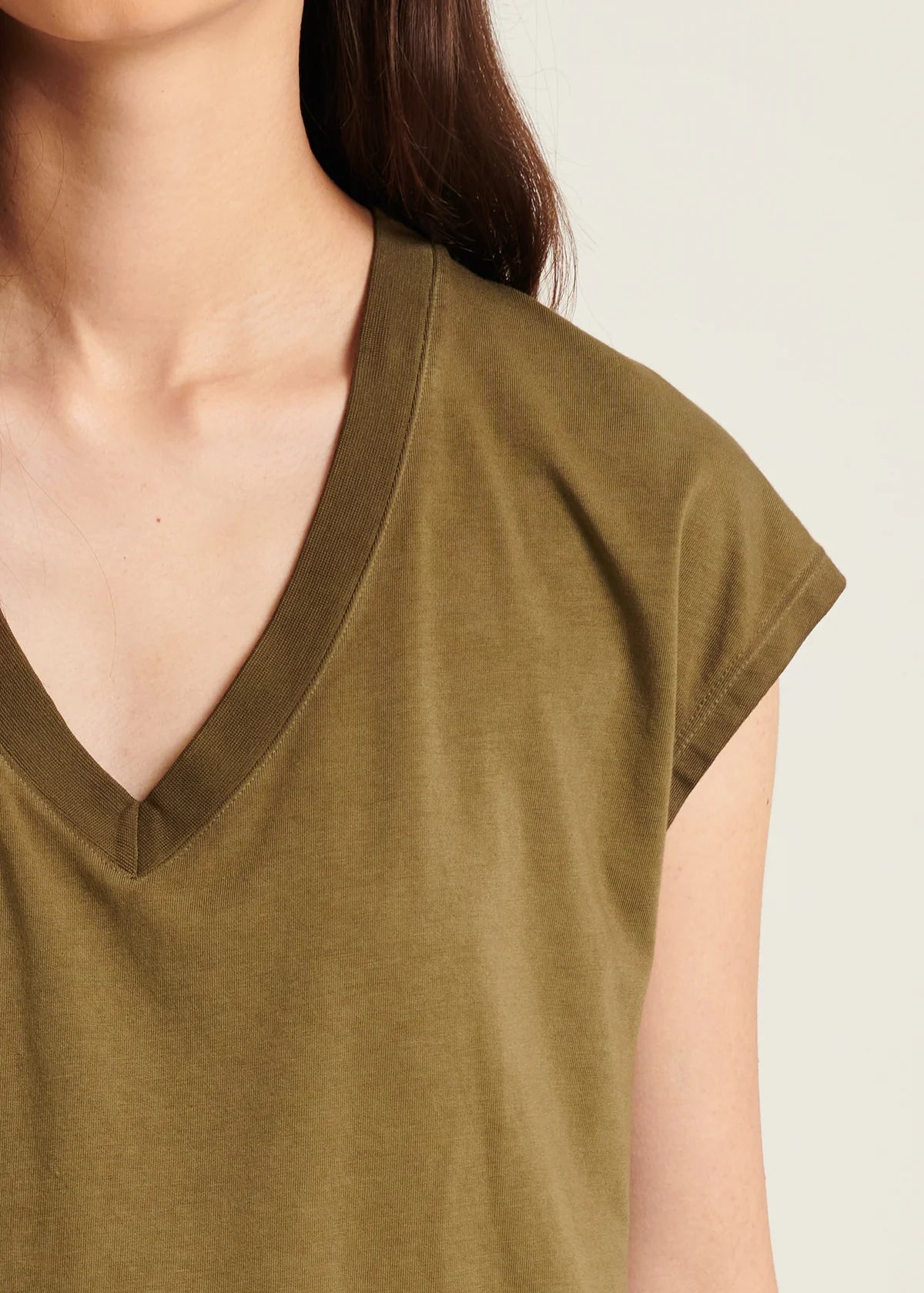 Patrick Assaraf SS Iconic Vneck Dolman Tee Deep Olive