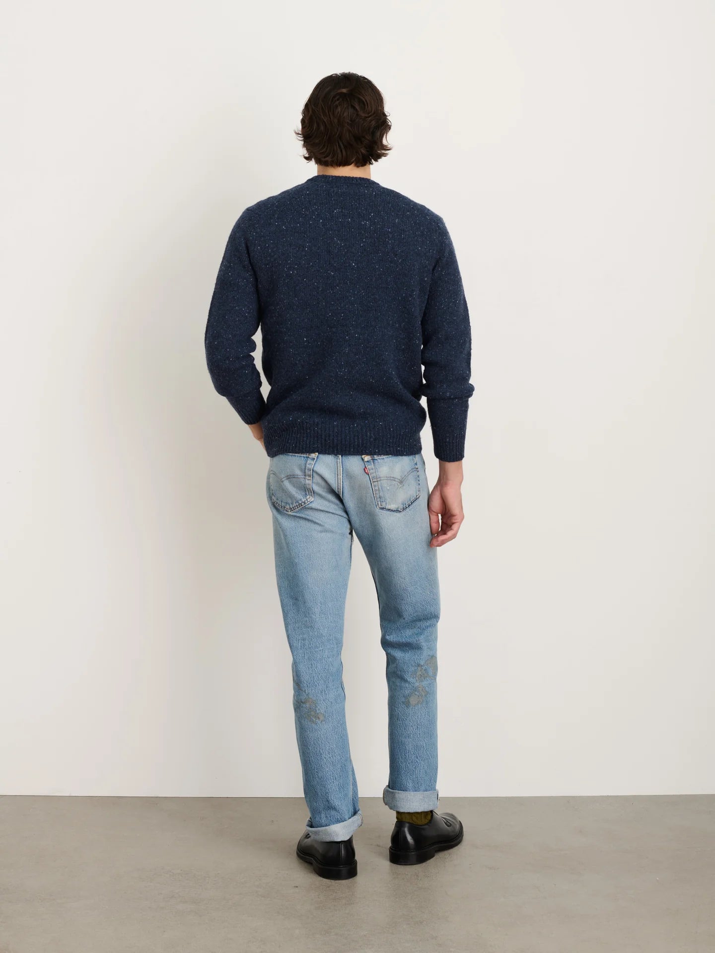 Alex Mill Downing Crewneck in Navy Wool Donegal