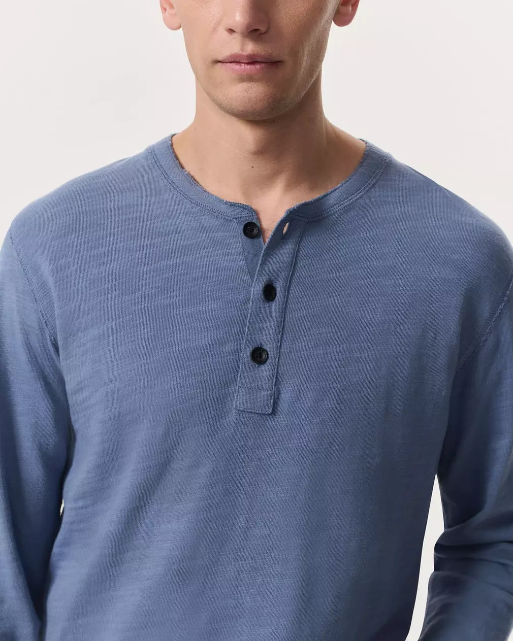 Rag & Bone Classic Flame Henley Seagrey