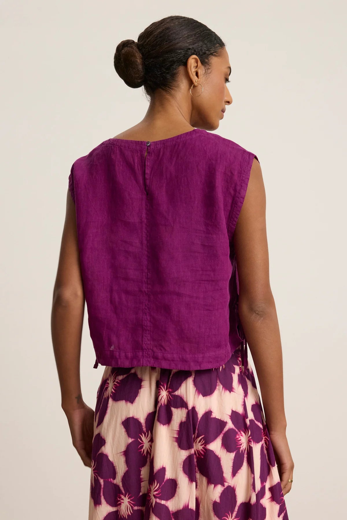 Velvet Tavia Linen Sleeveless Top Grapes