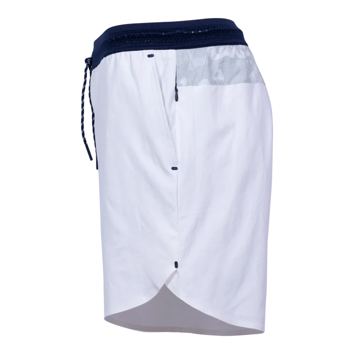 Greyson Running Wolf Short Arctic