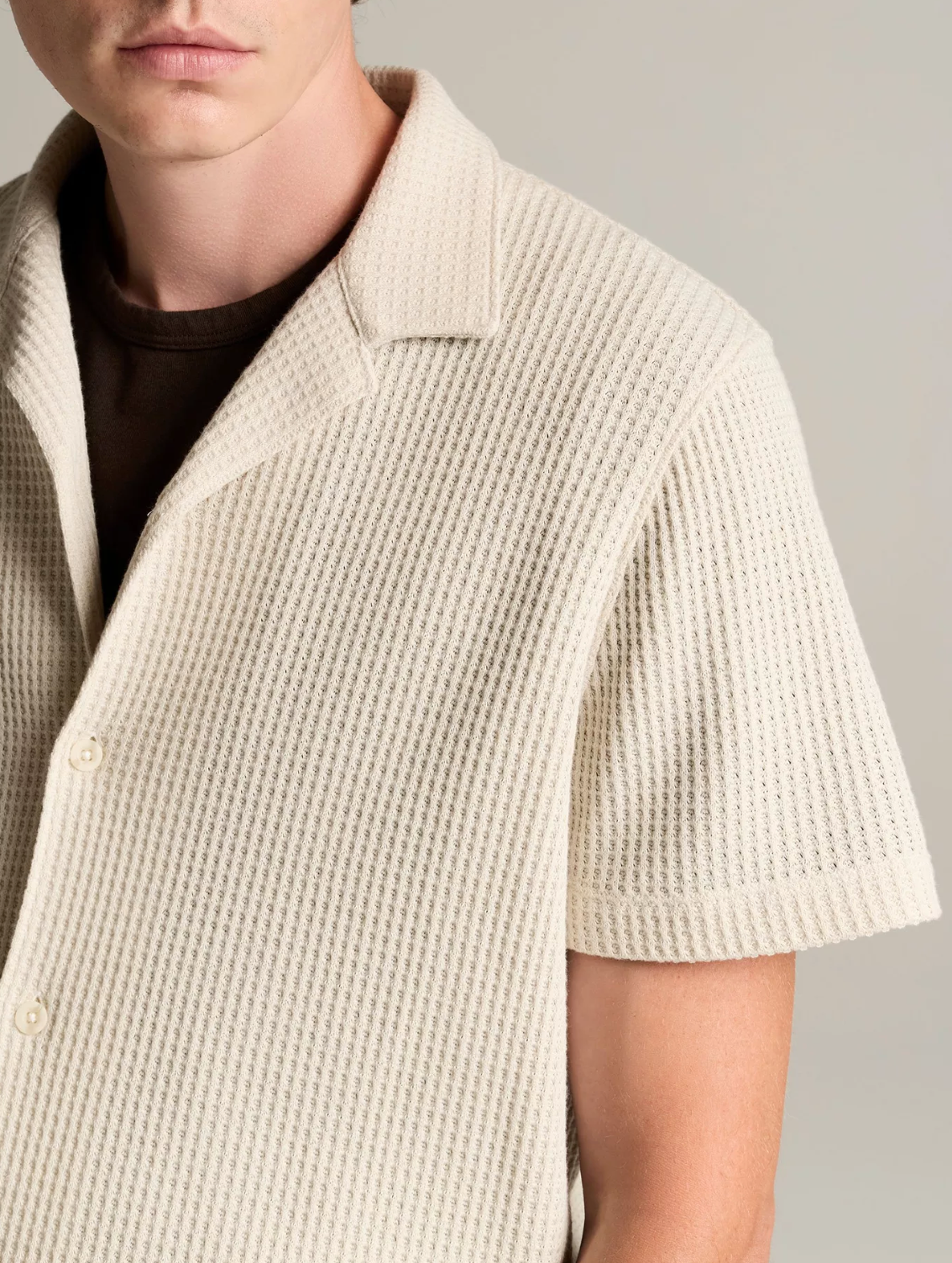 Vince Macro Waffle SS Button Down Cabana Blanco