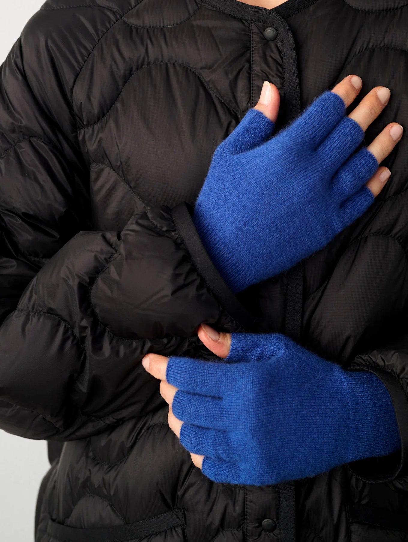 White + Warren Cashmere Fingerless Gloves Admiral Blue