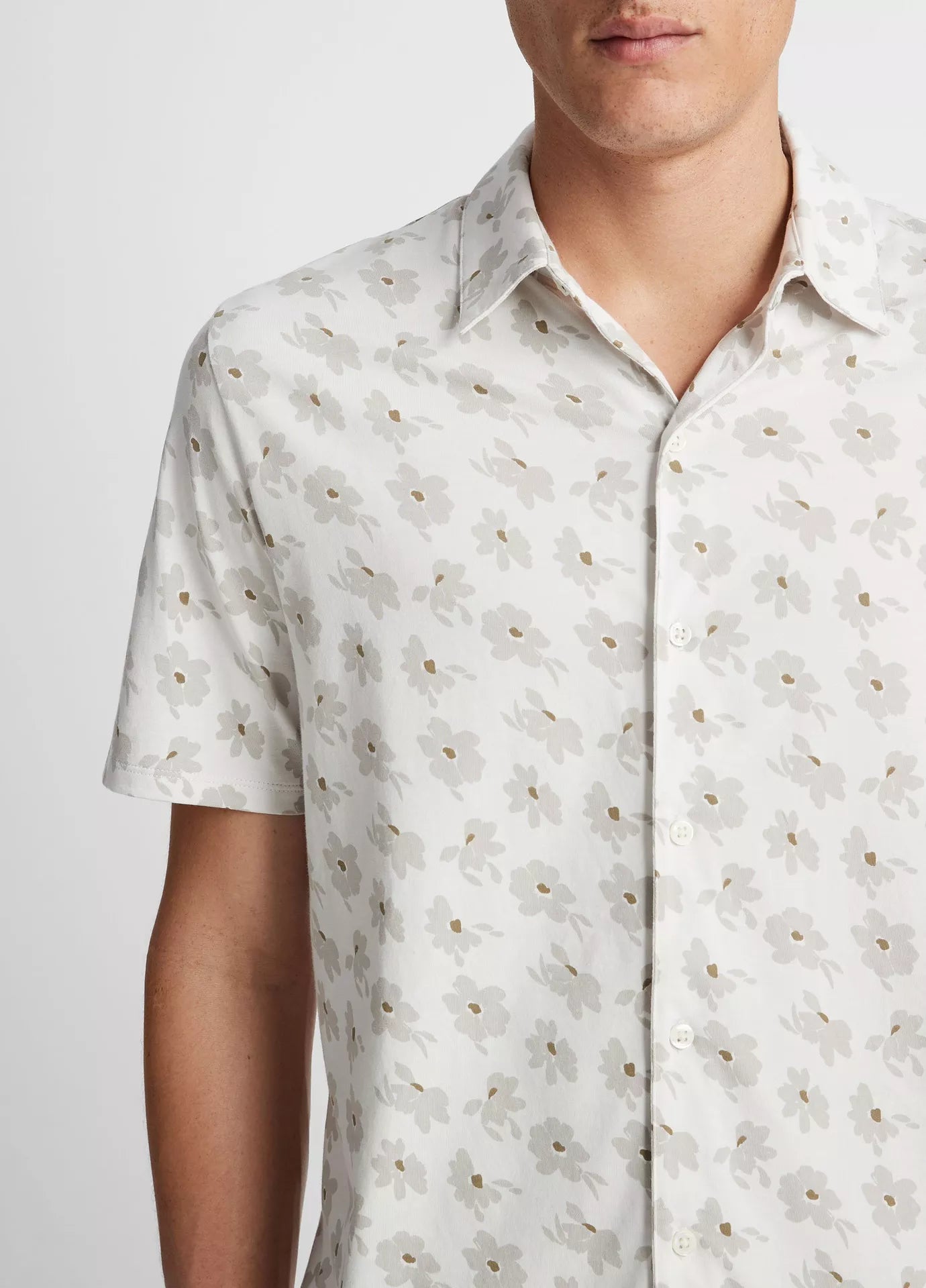 Vince Abstract Daisies SS Button Down Alabaster/Soft Clay