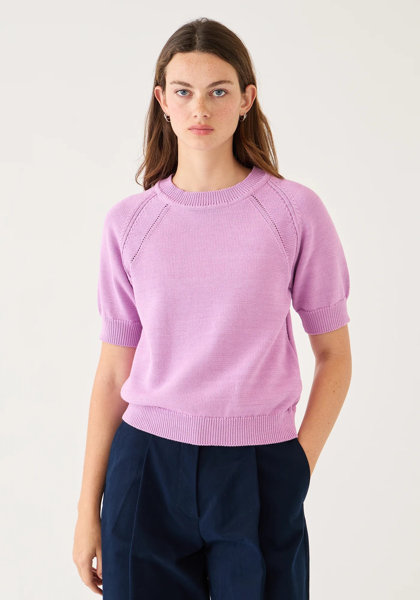 Demylee Arden short-sleeve knit sweater top with ribbed trim and raglan sleeves in orchid purple