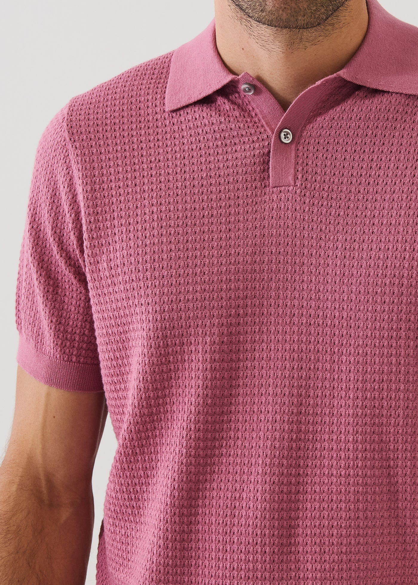Patrick Assaraf short sleeve cotton cashmere performance stitch polo shirt in rose smoke pink