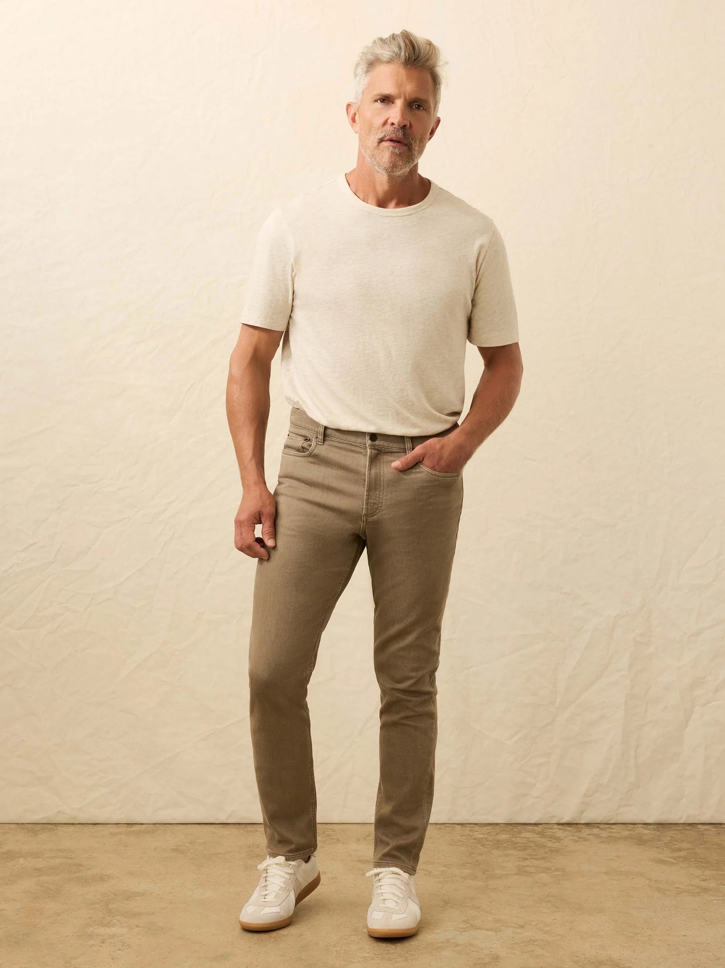 Faherty Stretch Terry 5 Pocket Dark Rye