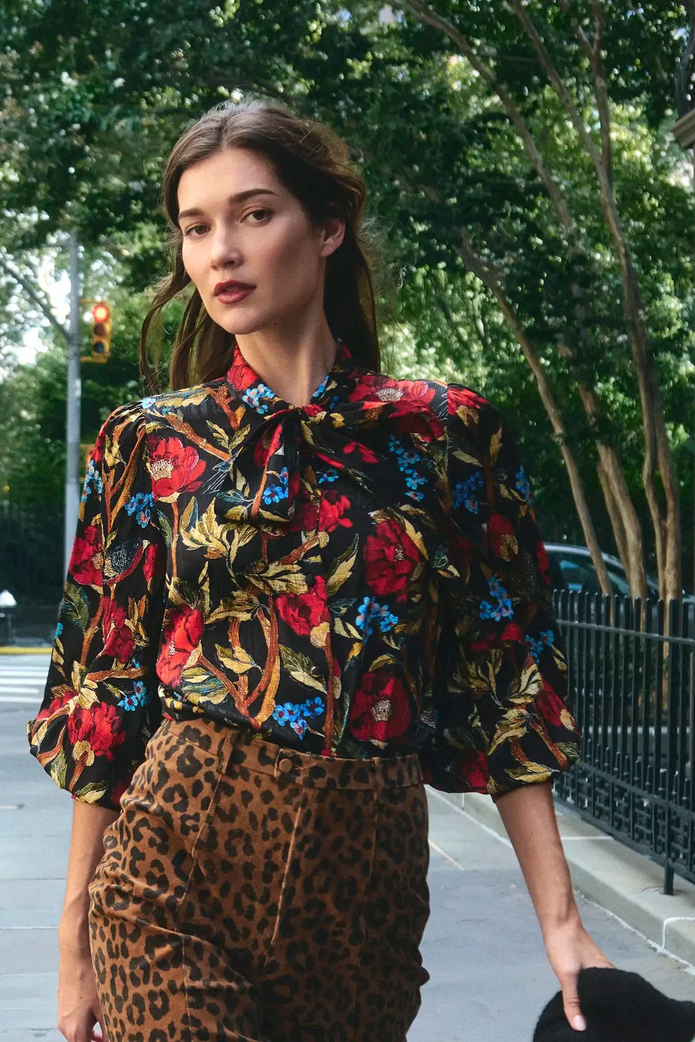 Hunter Bell Tess Blouse Palais Floral Onyx