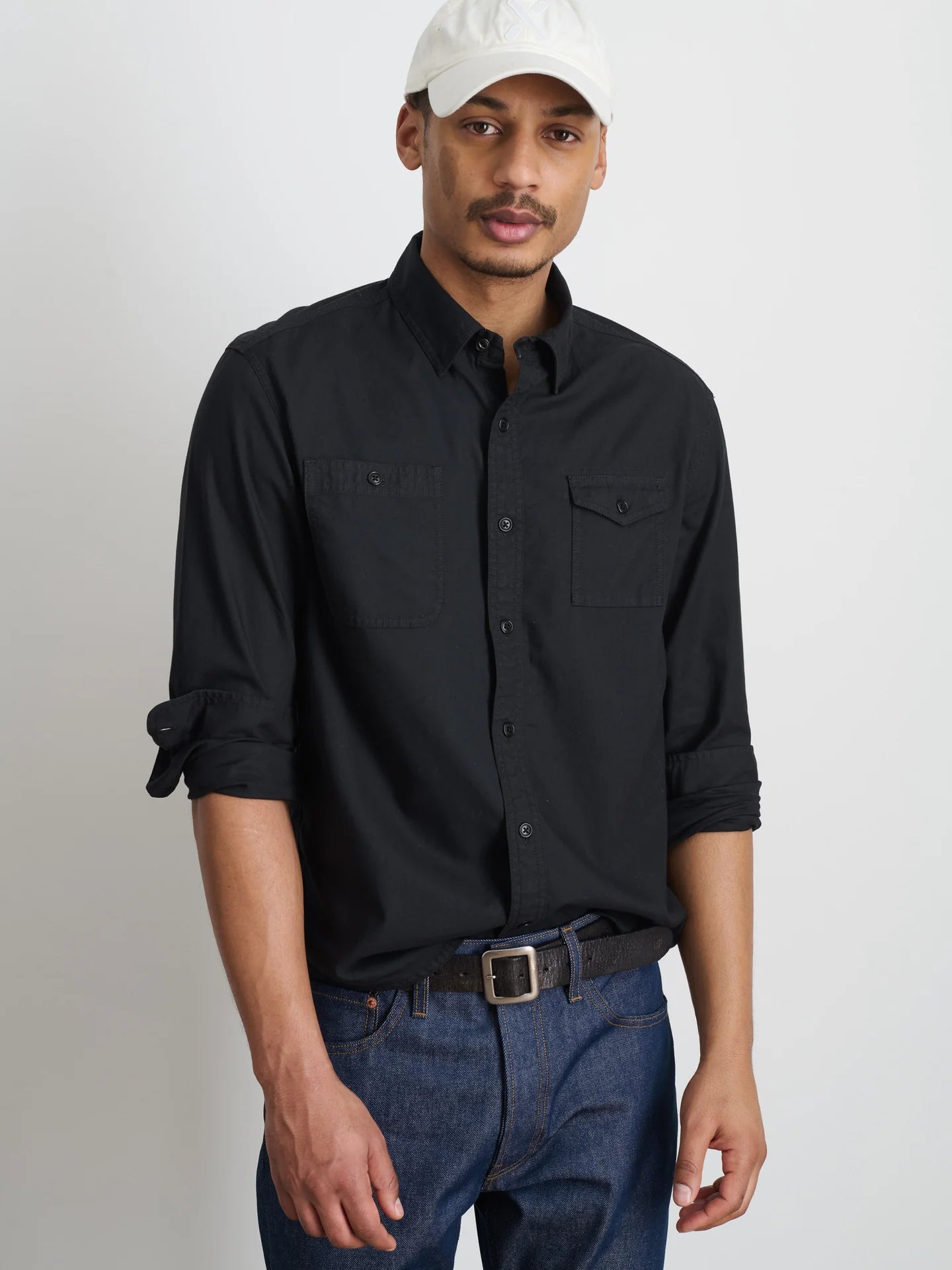Alex Mill Utility Shirt in Light Weight Twill Washed Black