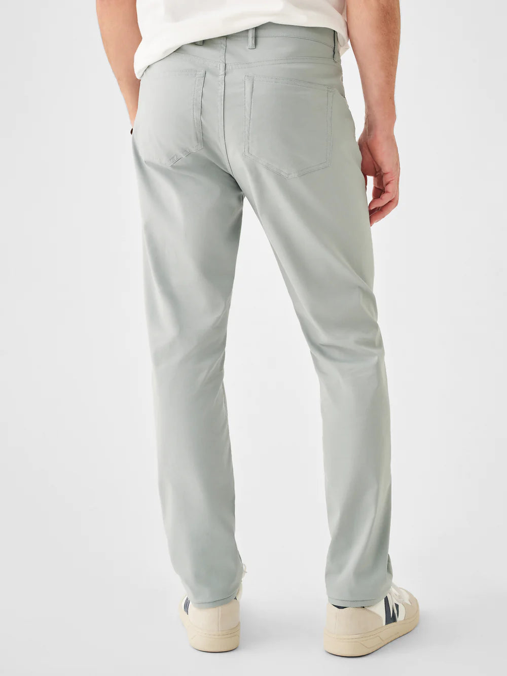 Faherty Movement 5 Pocket Pant 32" Spring Sage